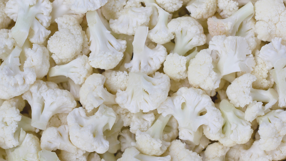 chopped white cauliflower florets
