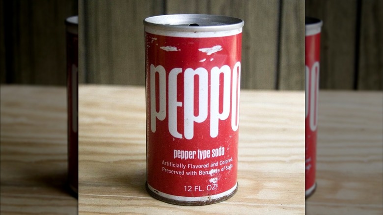 antique can from Peppo cola