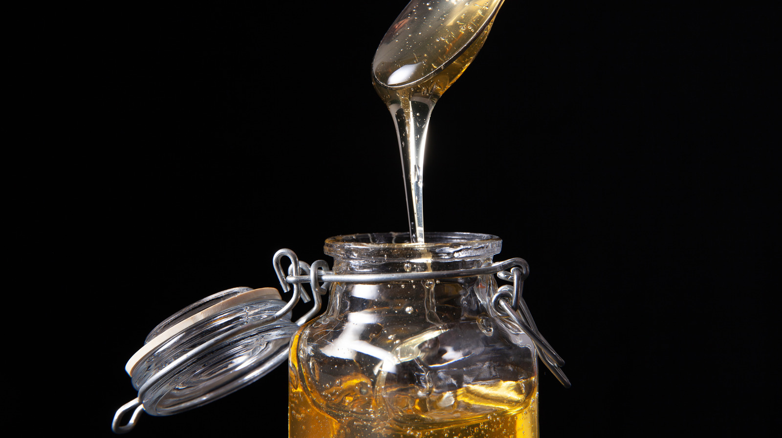10 Best Substitutes For Agave Nectar