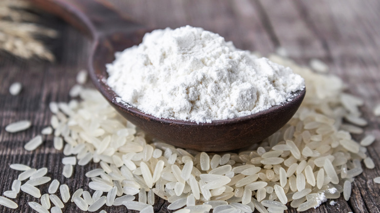 A spoon of rice flour over rice