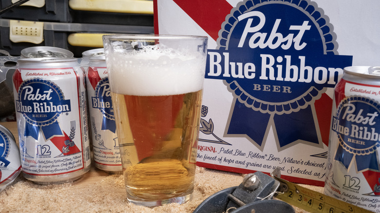 glass of Pabst Blue Ribbon beer
