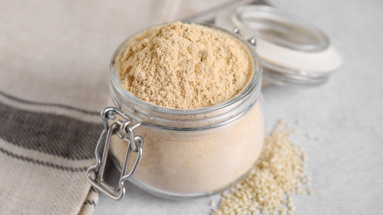 onion beige powder spice jar 