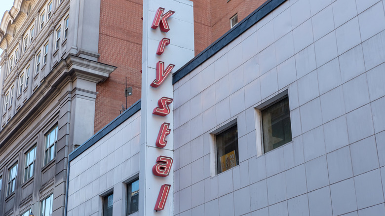 Outdoor vertical signage of a Krystal restaurant