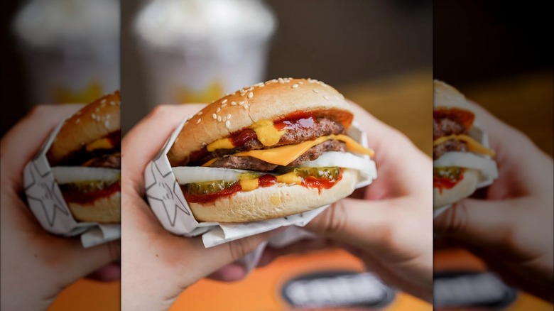 Carls Junior Double cheeseburger