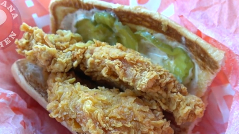 popeyes po boy sandwich