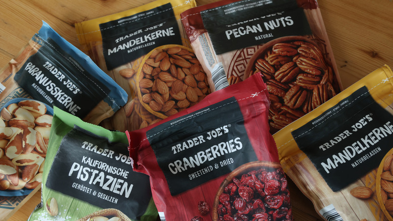 Single packs of Trader Joe's snacks