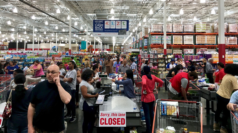 crowds in the Elkridge, Maryland Costco