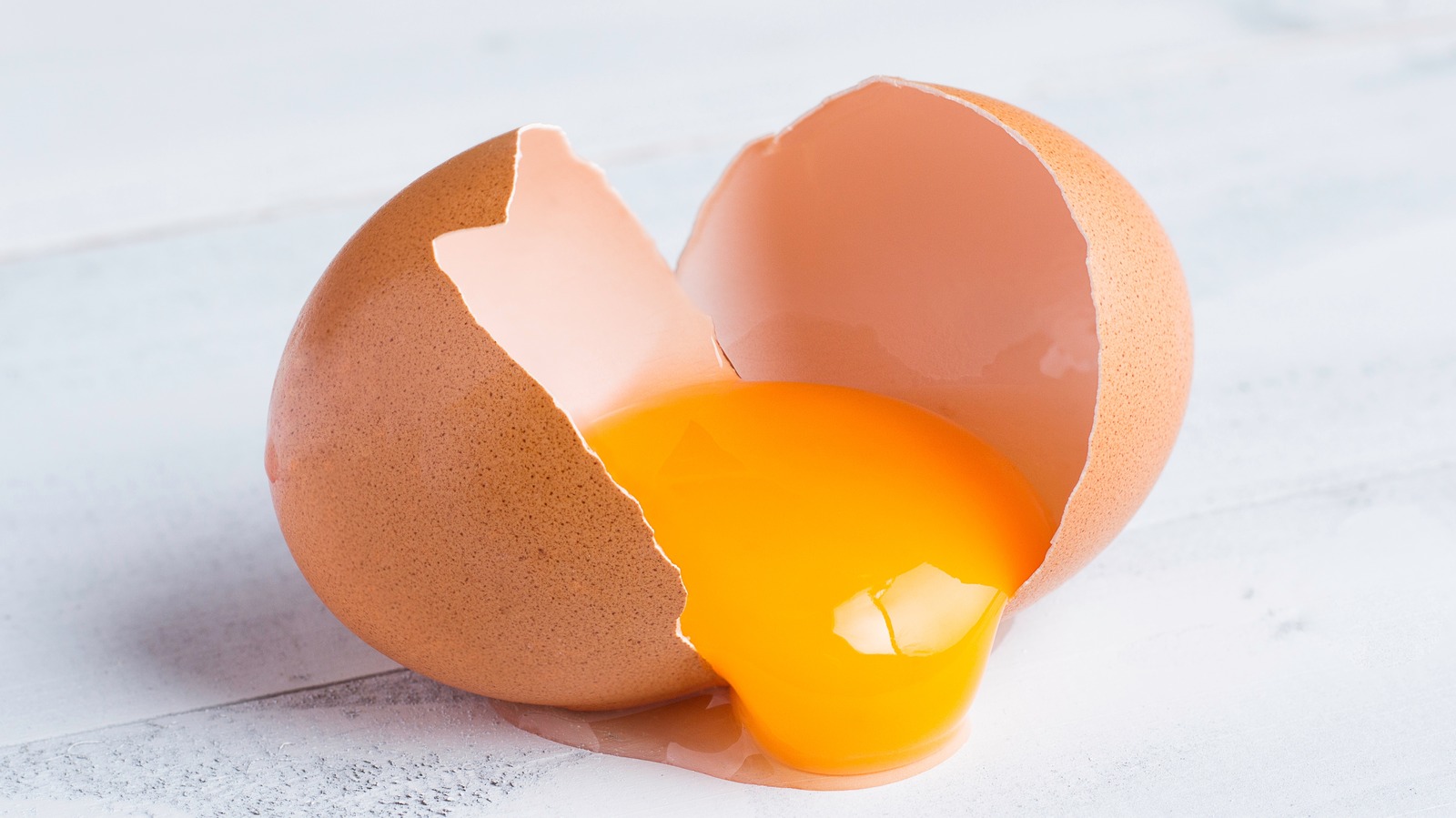 11 Hacks To Make Your Eggs Last Longer