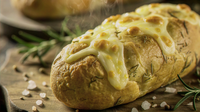 Cheesy garlic bread