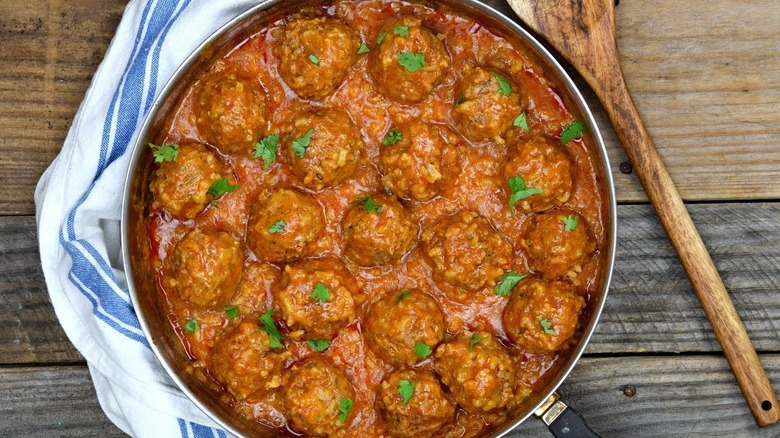 Porcupine meatballs in a pan after being served