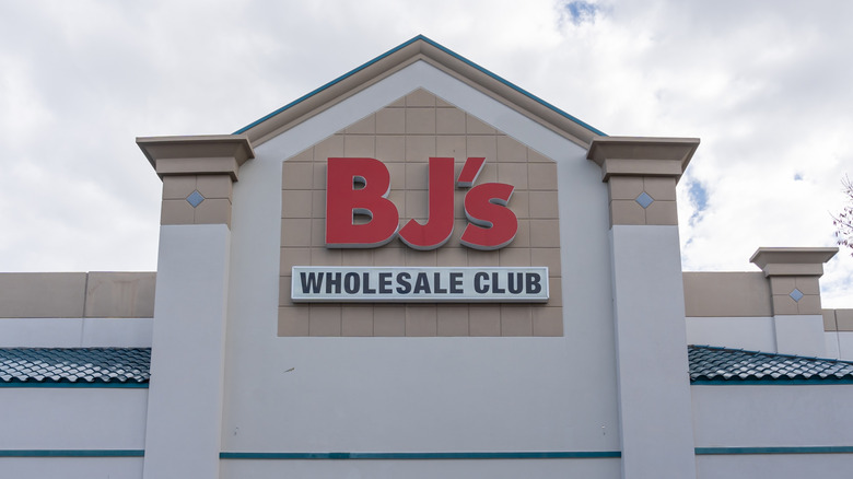 Exterior of BJ's Wholesale Club store