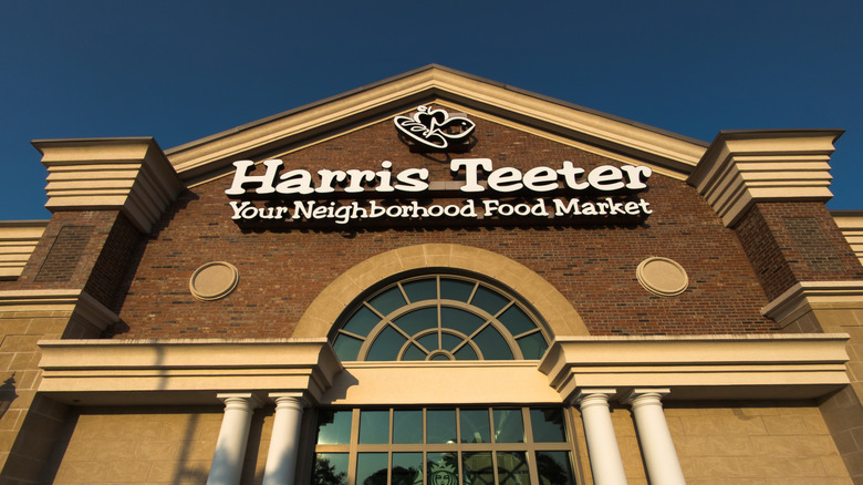 Harris Teeter storefront