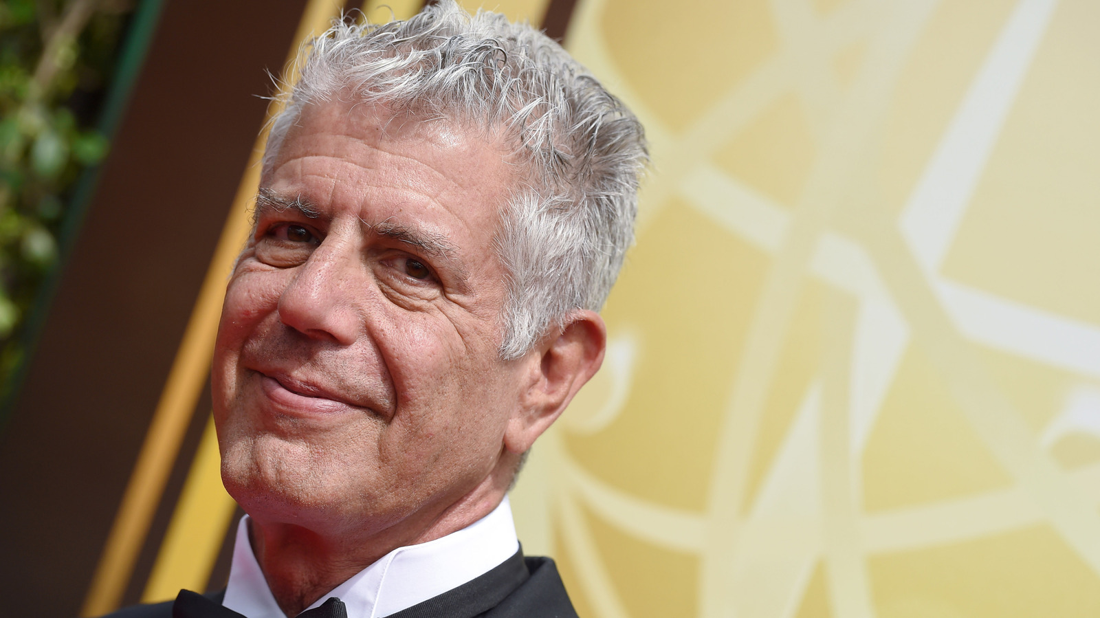 11 Southern Restaurants And Bars Anthony Bourdain Loved