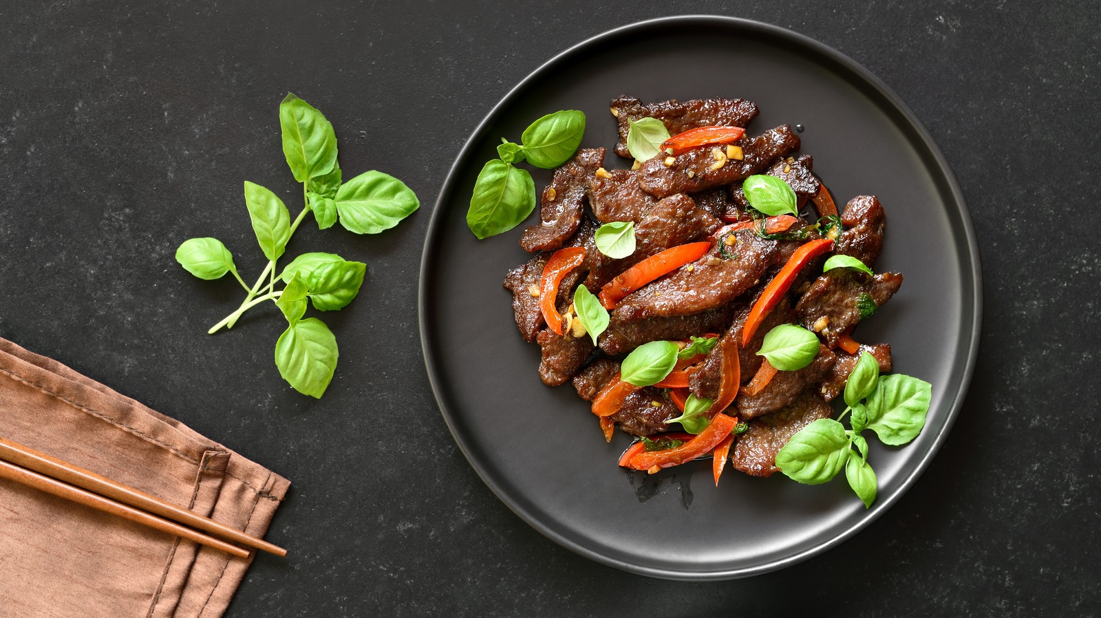 11 Steak Cuts Chefs Reach For When Making Stir-Fry