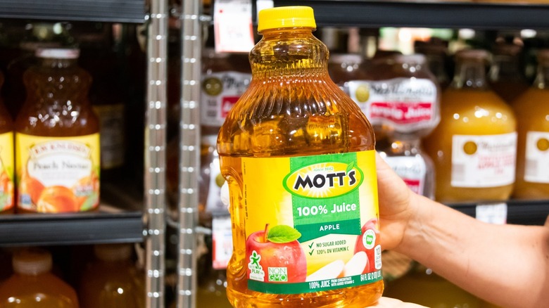 Mott's apple juice