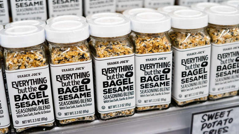 Jars of Trader Joe's everything bagel seasoning on store shelves