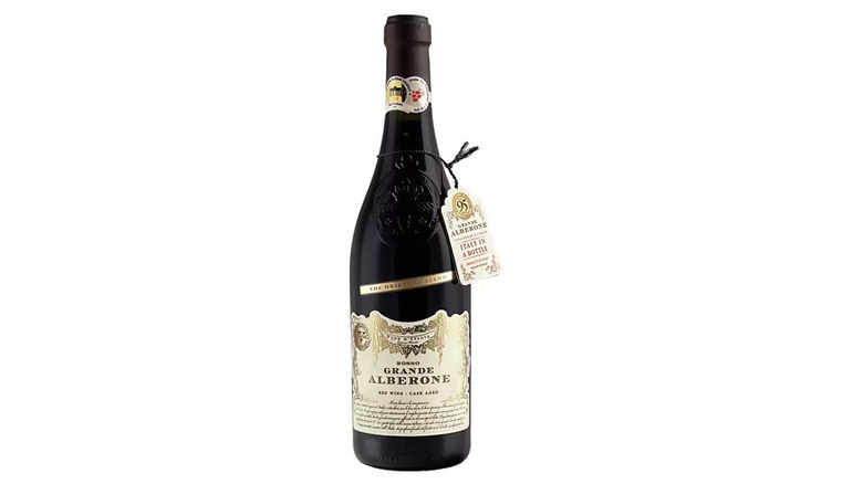 A dark bottle of Grande Alberone Rosso Red wine