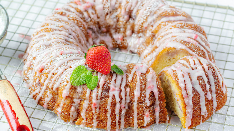 Bundt cake with blush frosting