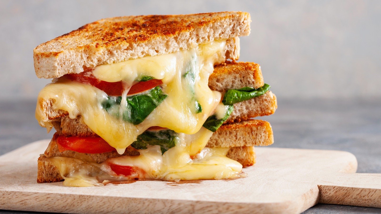 12 Cheese Combinations That Chefs Swear By For The Perfect Grilled Cheese Sandwich