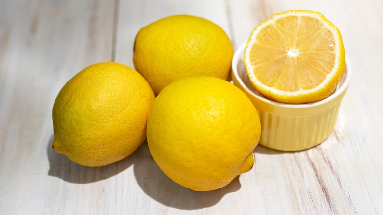Lisbon lemons