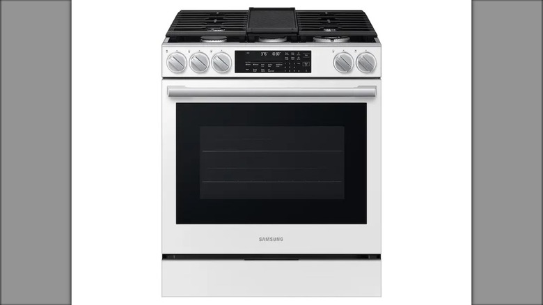 Samsung Bespoke smart slide-in gas range against white background.