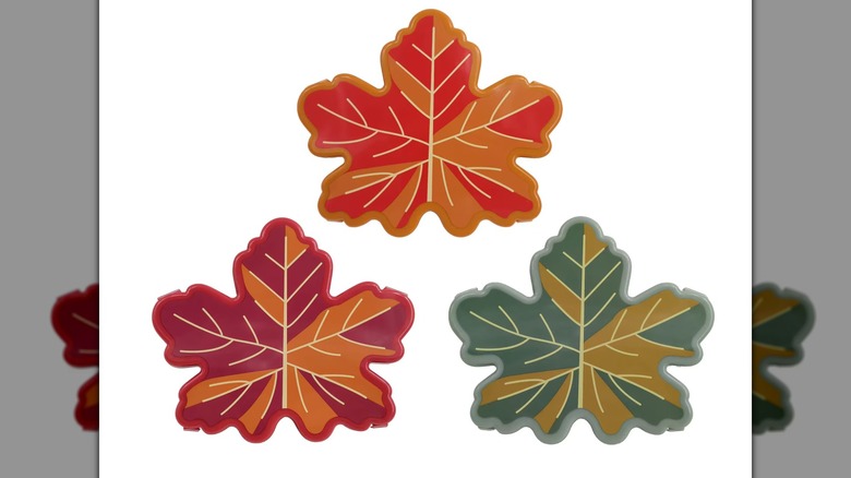 Assorted leaf shaped snack boxes for fall