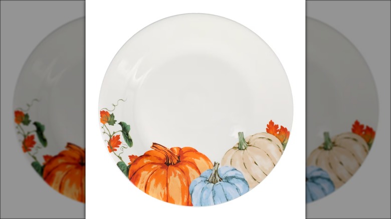 Dinner plate with a fall themed pumpkin design