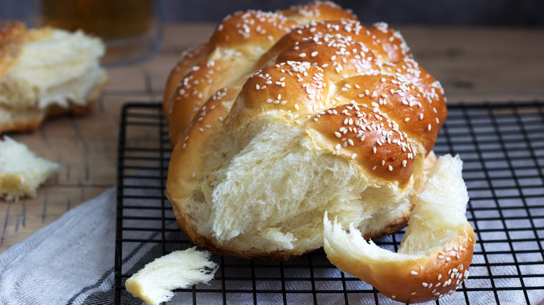 Challah bread