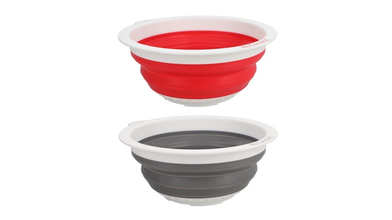 collapsible silicon strainer from Dollar Tree