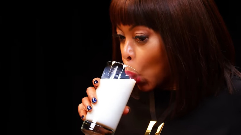 Taraji Henson on Hot Ones