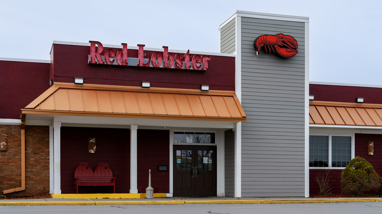 Red Lobster storefront