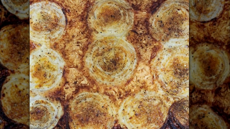 layer of fried onion ring chips