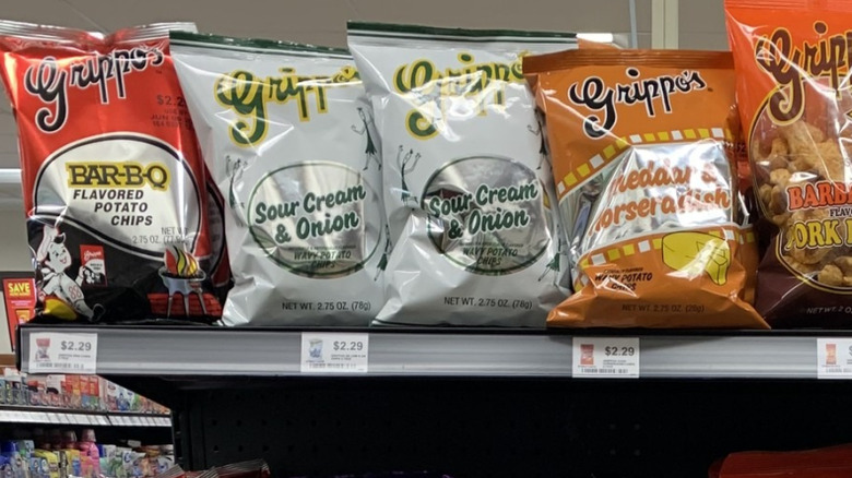 Variety of Grippo's potato chip flavors