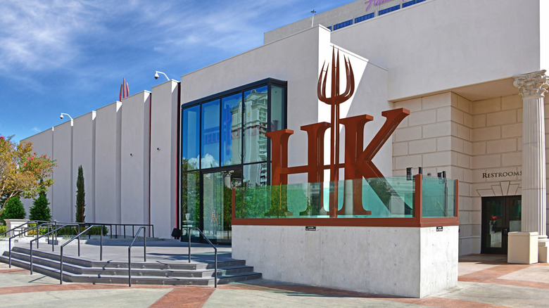 Hell's Kitchen restaurant exterior