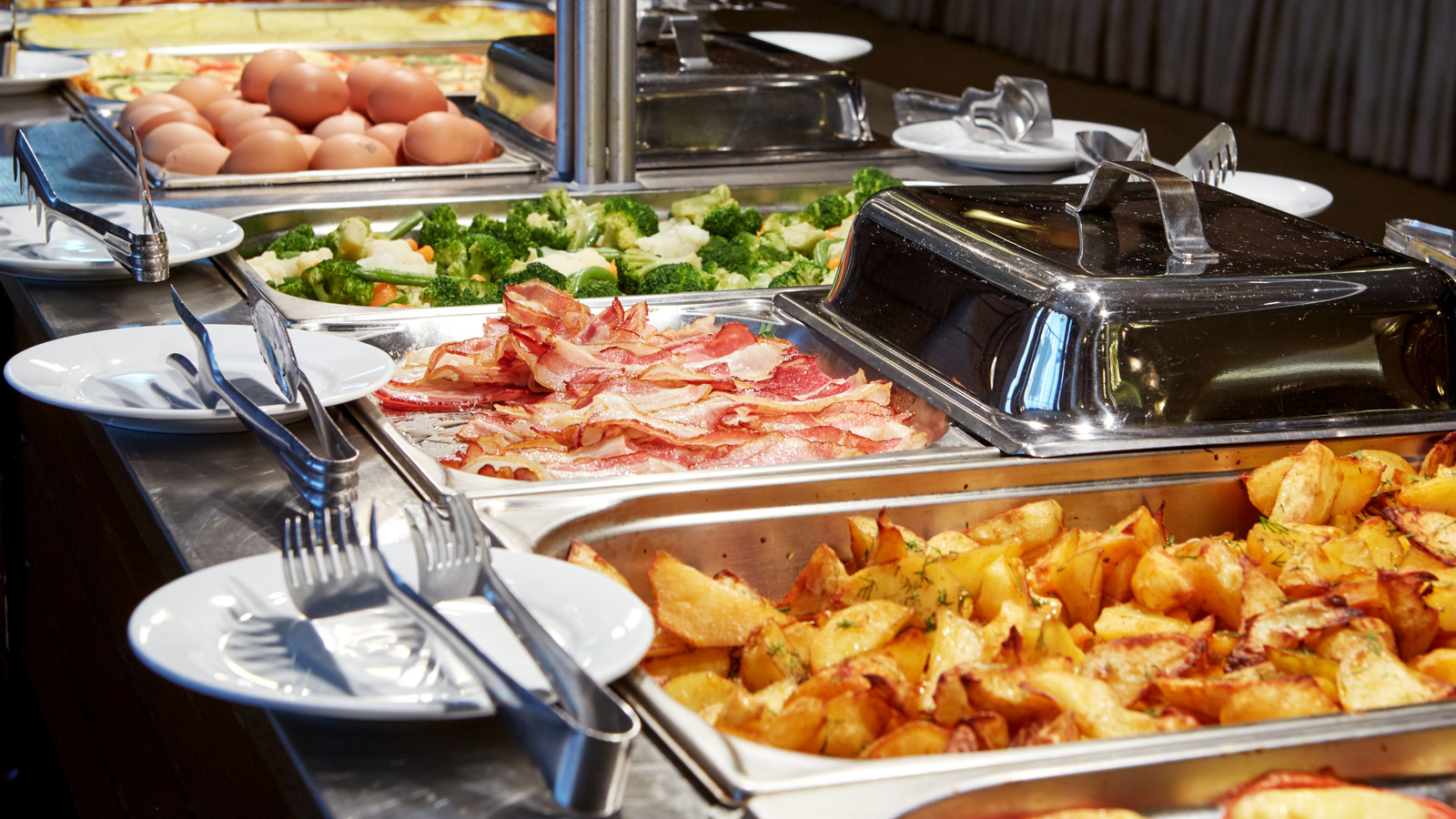 13 Best Cheap Buffets In The US, According To Customers