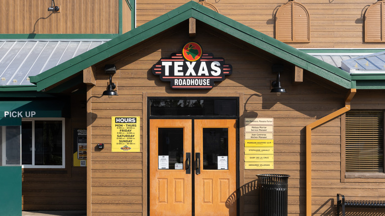 front doors of Texas Roadhouse
