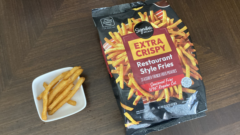 Signature Select Extra Crispy Restaurant Style Seasoned fries