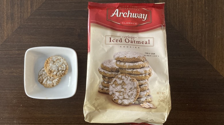 Archway Iced oatmeal cookies