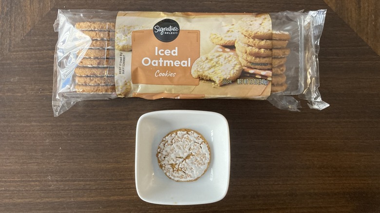 Signature Select oatmeal cookies