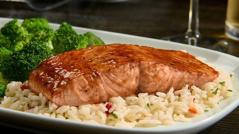 longhorn salmon on rice with steamed broccoli