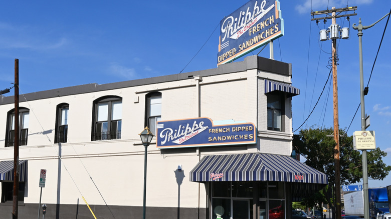 Exterior Philippe the Original cafeteria