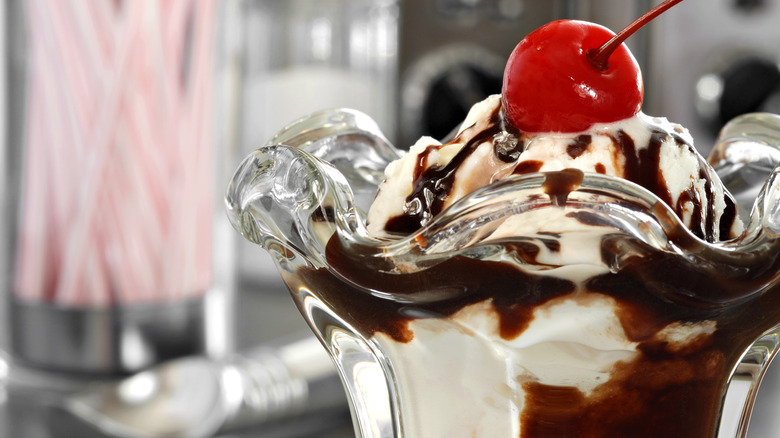 ice cream sundae