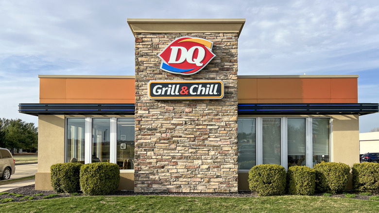 Dairy Queen restaurant exterior