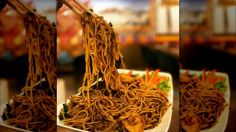 Indonesian mie goreng noodles