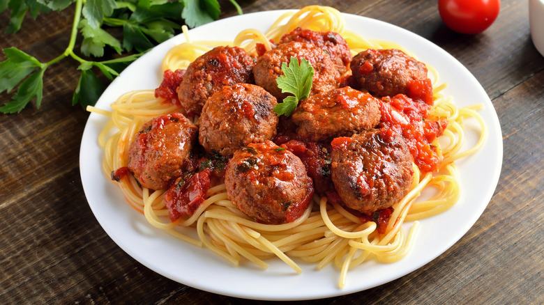 Spaghetti and meatballs