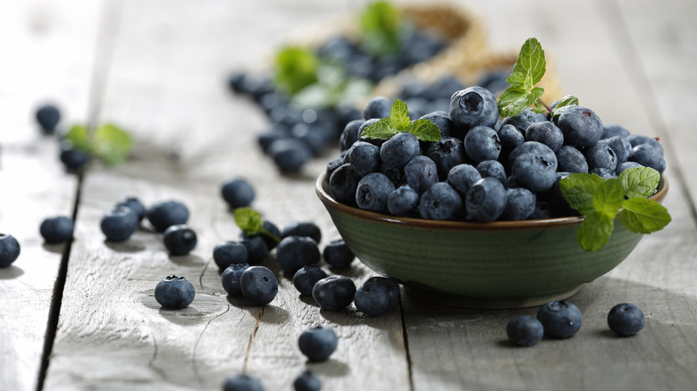 Blueberries in bowl