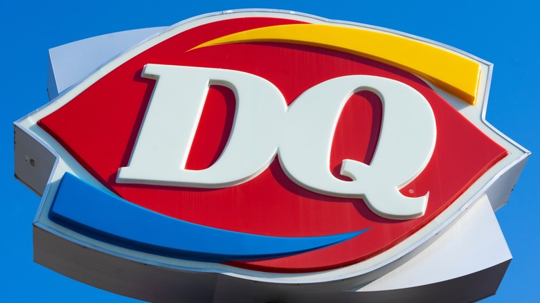 Dairy Queen logo sign