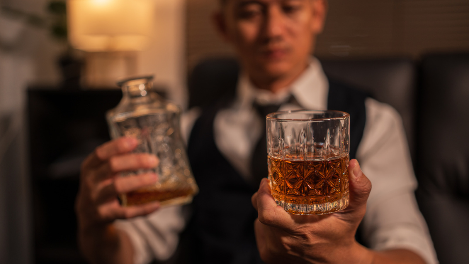 15 Best Top-Shelf Bourbon Brands To Know