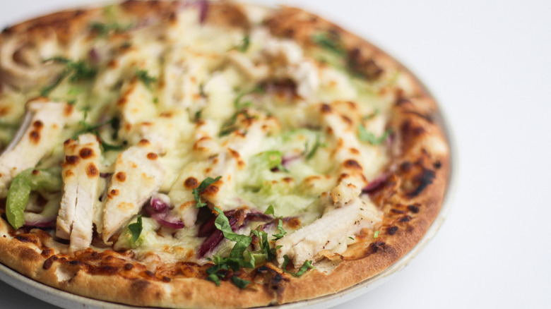 chicken bbq pizza
