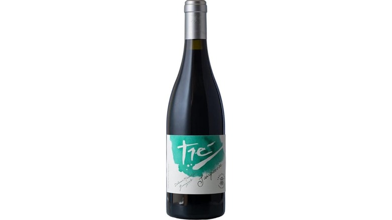 Product photo of bottle of Tres Raíces Tré Sangiovese